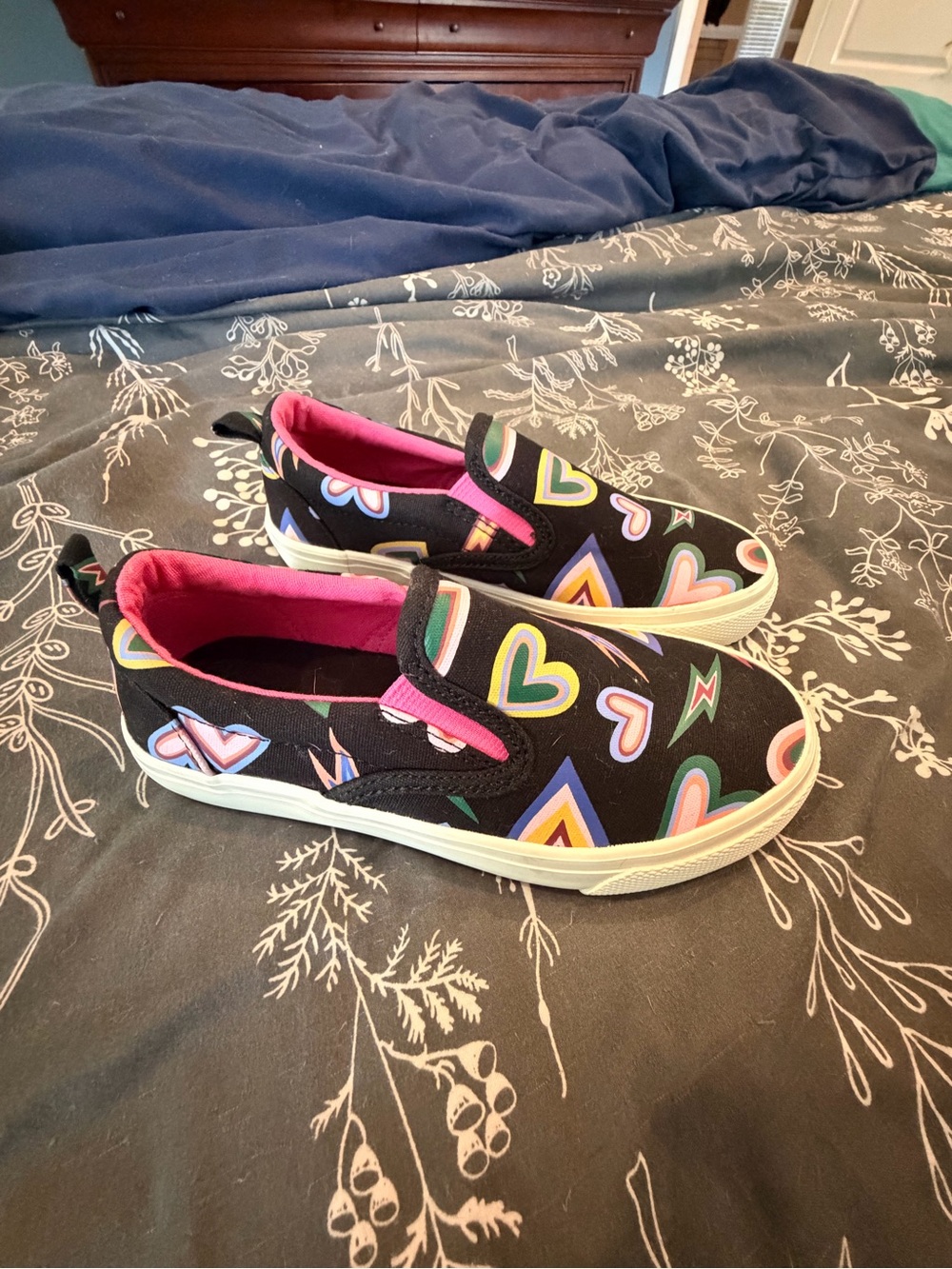 Old Navy Black Slip-On Sneakers with Multicolor Heart Print